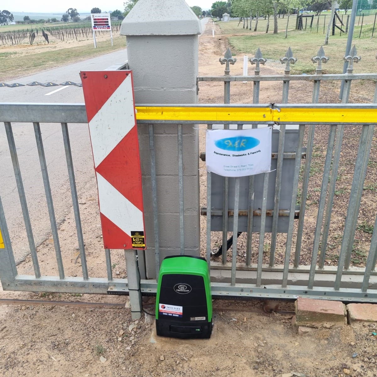 The reliable Centurion D5 SMART gate motor was installed for the entrance at Hoër Landbouskool Boland.